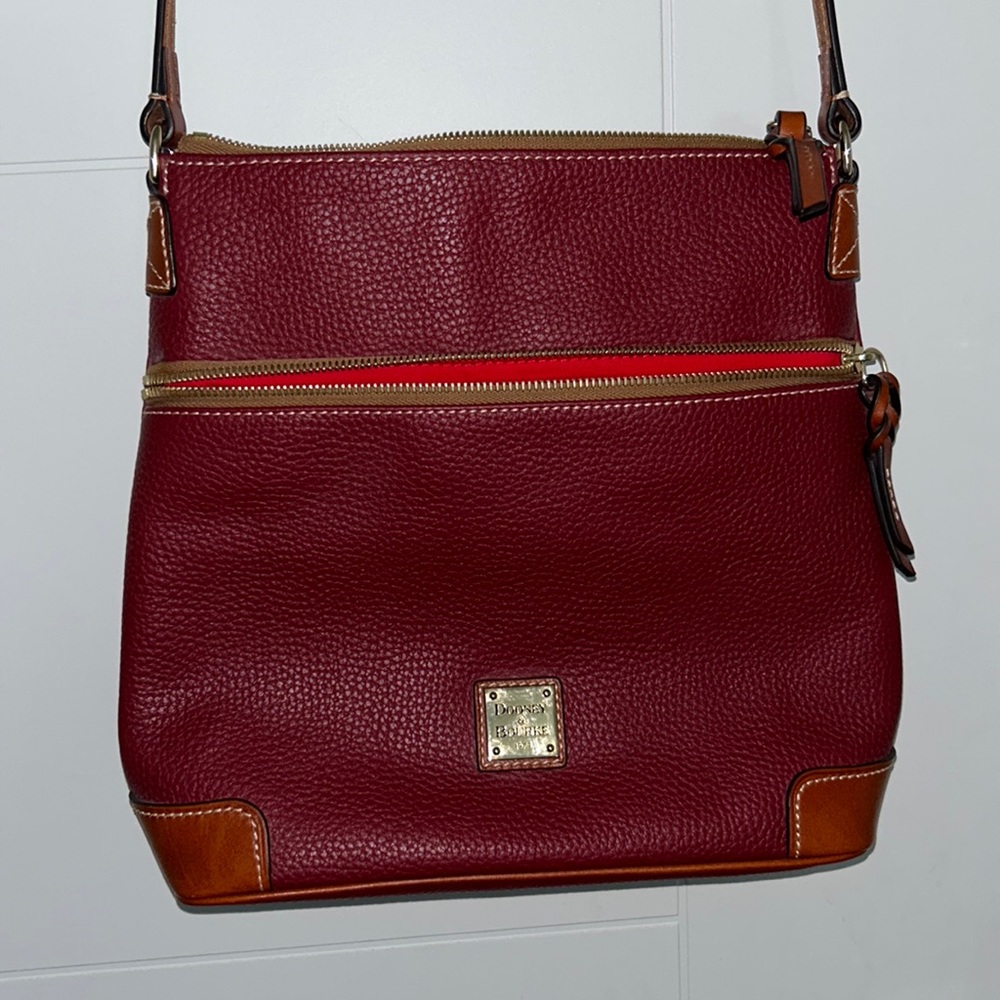 NWT Dooney & Bourke RED pebble leather crossbody